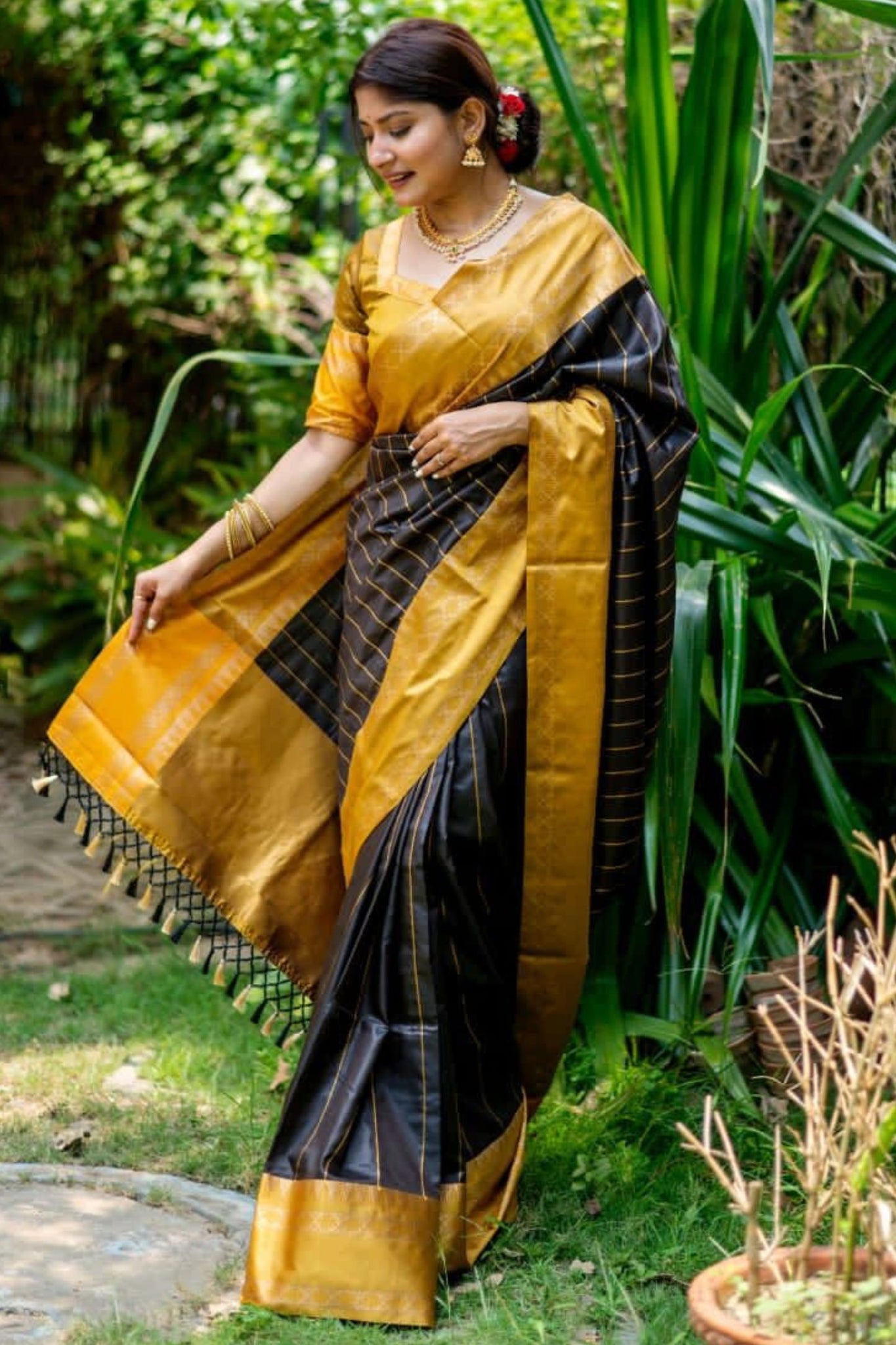 Black with Golden Border Weaving Pattern Soft Raw Silk Saree