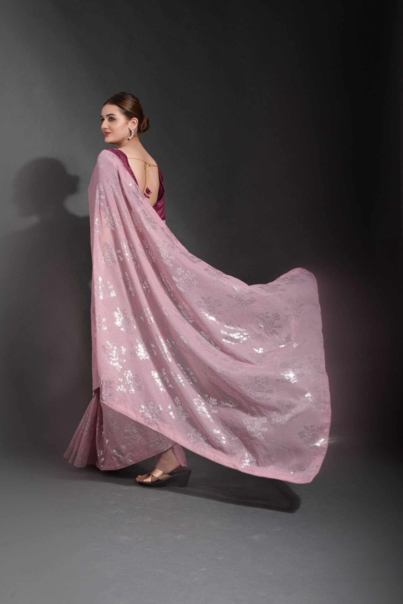 Lilac Double Sequins Thread Pattern Saree