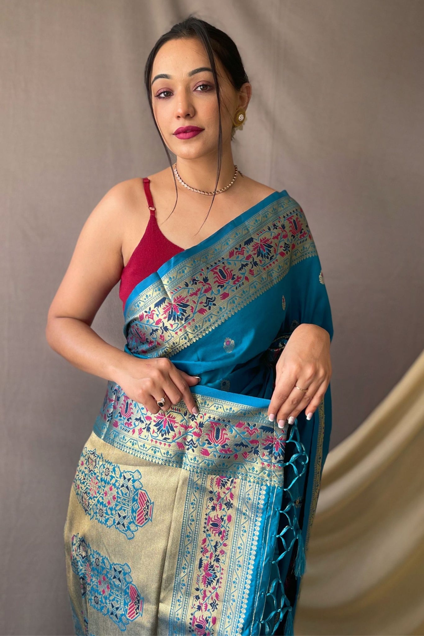 Bright Turquoise Paithani Silk Meenakari Gold Zari Woven Saree
