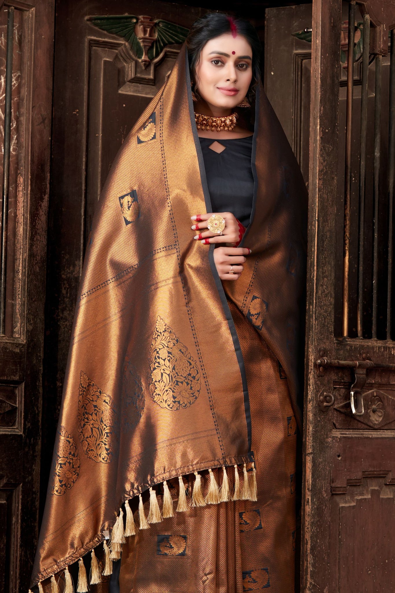 Copper Kubera Pattu Soft Silk Saree with Gold Zari Weaving